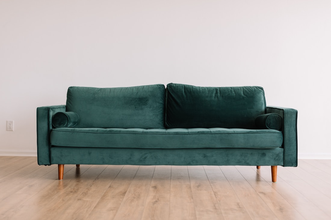 Luna Sofa